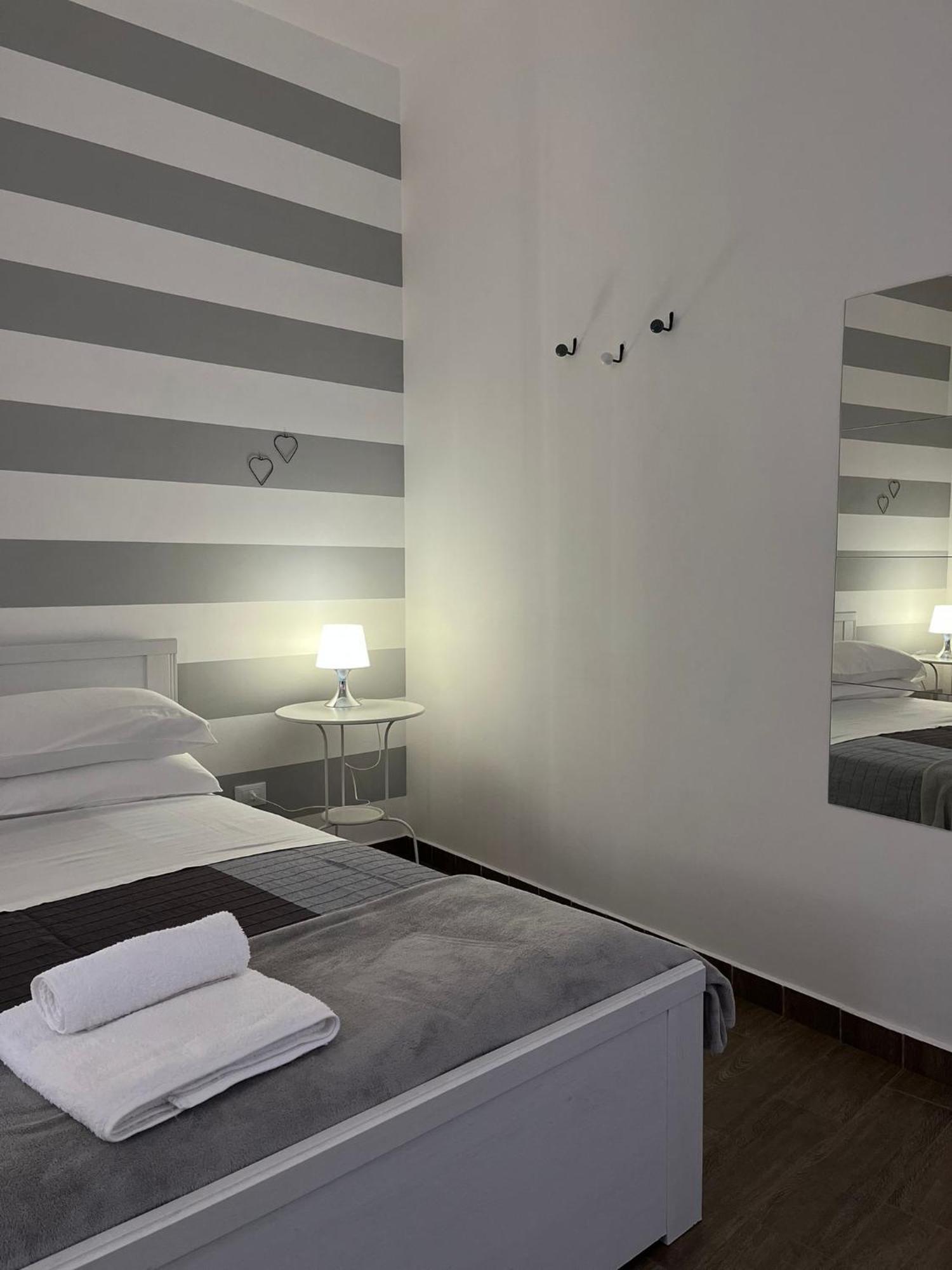 La Casa Di Nini Hotel Agrigento Luaran gambar