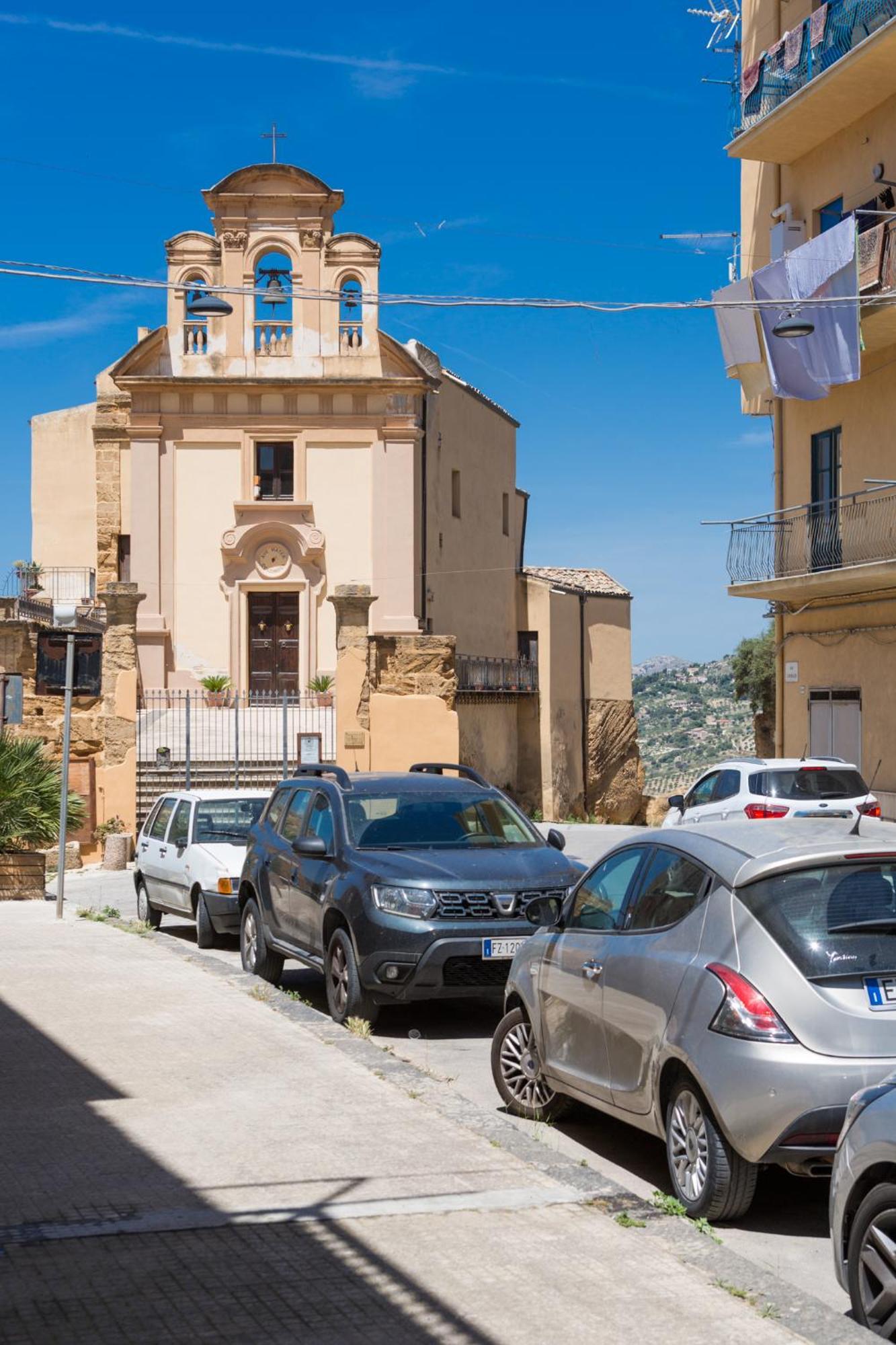 La Casa Di Nini Hotel Agrigento Luaran gambar